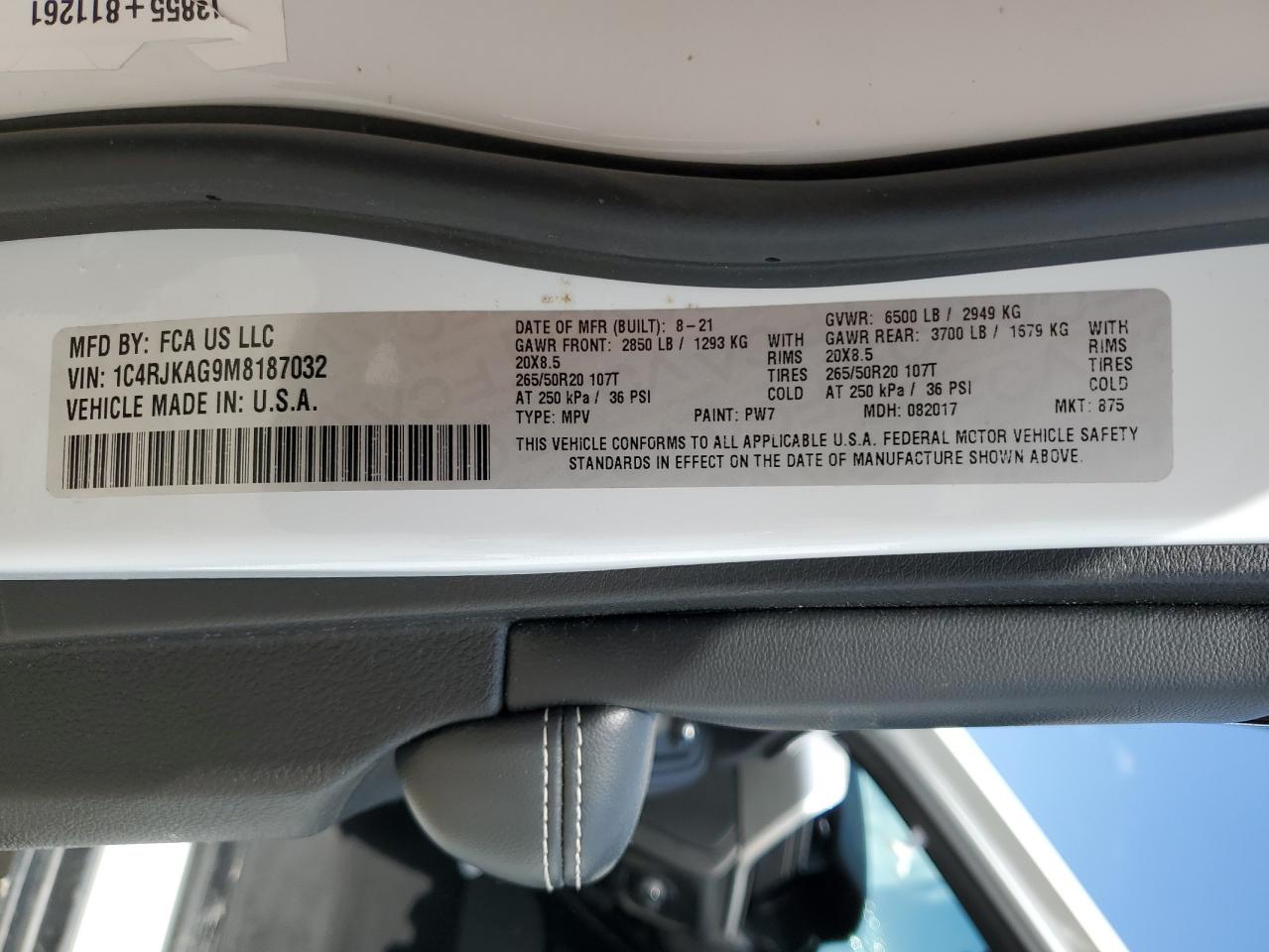 JEEP GRAND CHEROKEE L LAREDO