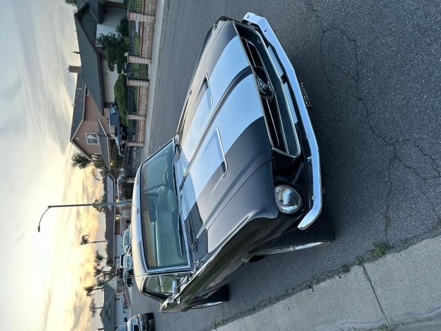 FORD MUSTANG