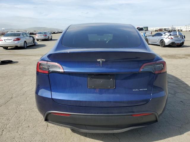 2025 TESLA MODEL Y 7SAYGAEE0SF284259