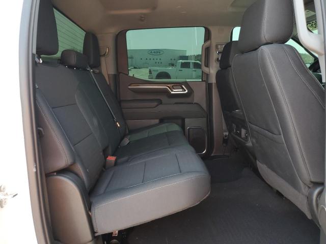 2024 CHEVROLET SILVERADO - 1GCUDEED8RZ399151