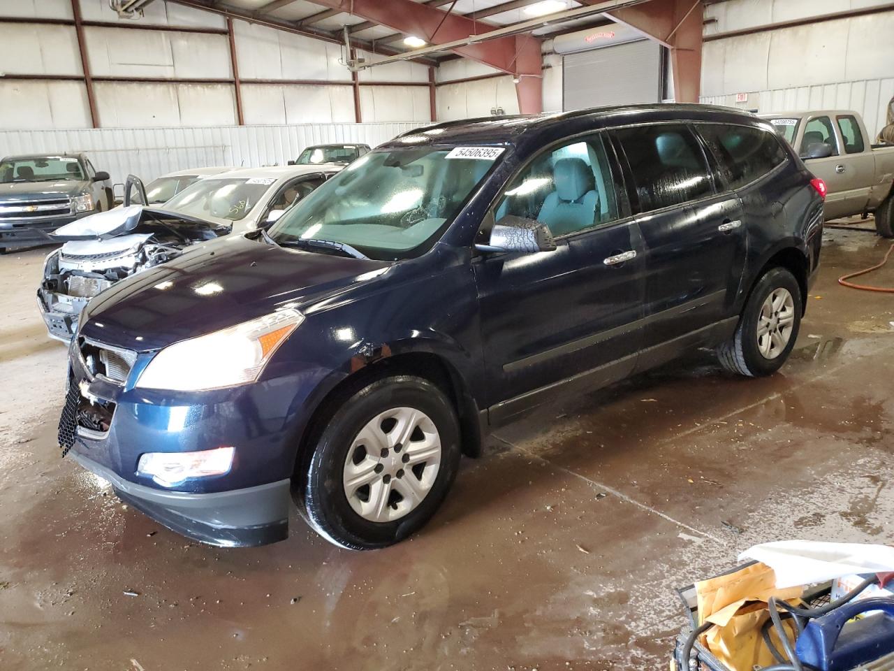 CHEVROLET TRAVERSE LS