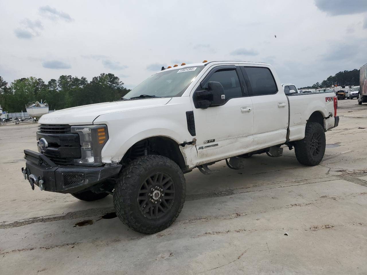 FORD F-250 SUPER DUTY