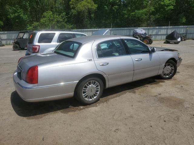 Vin: 2lnbl8cv7ax620946, lot: 53512455, lincoln towncar signature limited 20103