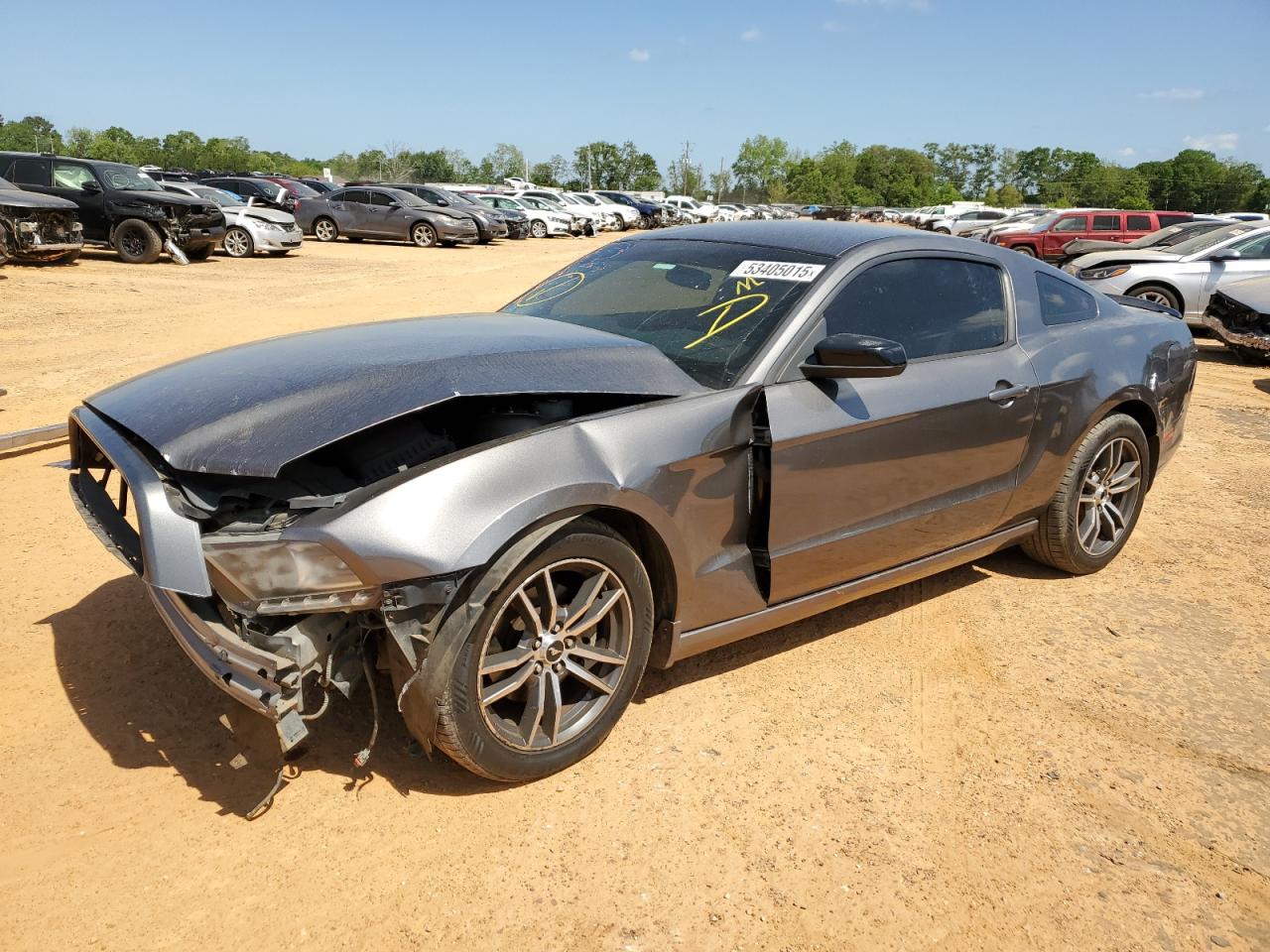 FORD MUSTANG