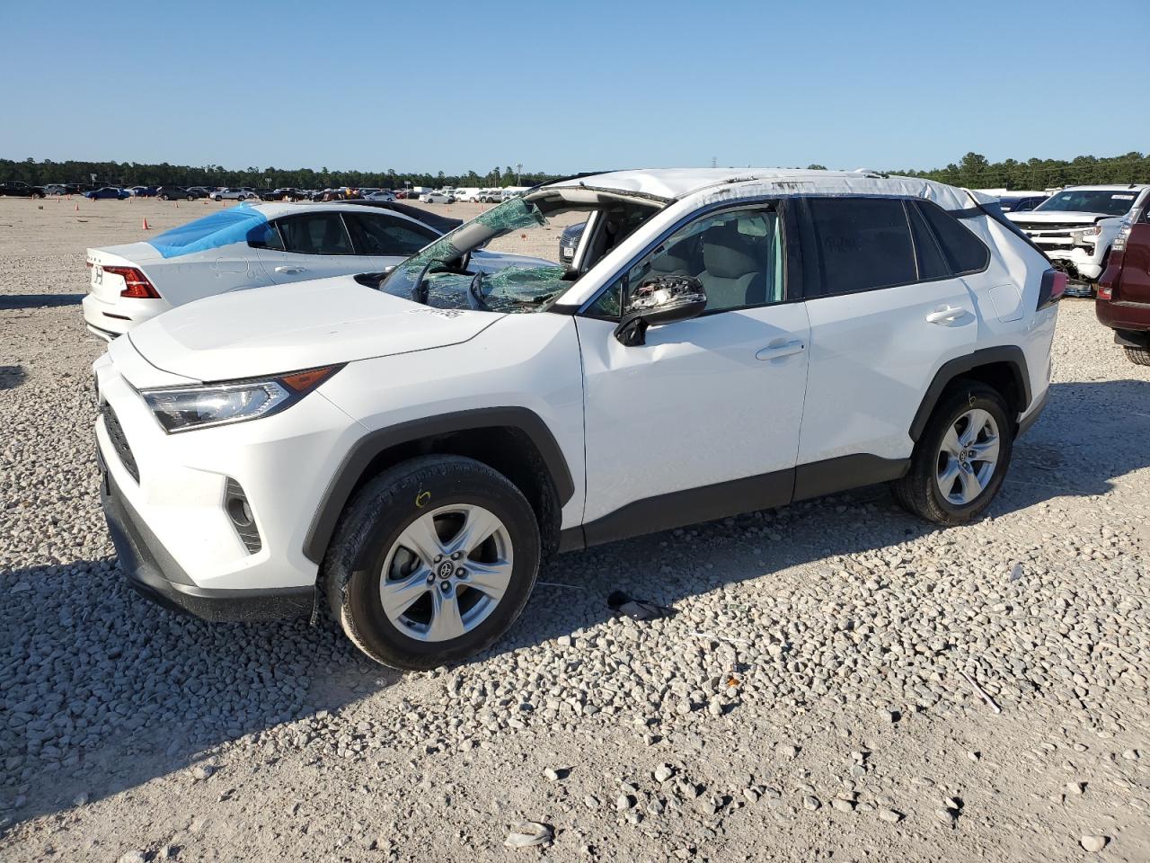 TOYOTA RAV4 XLE