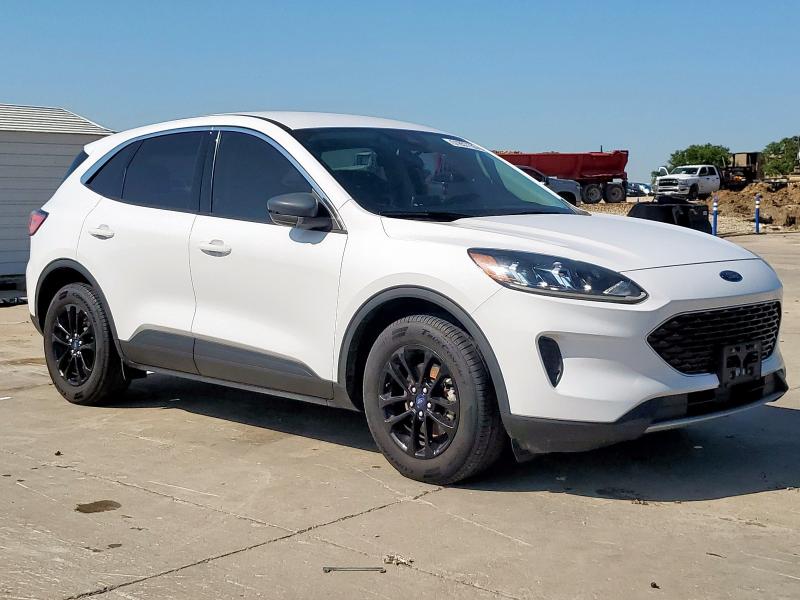 2020 FORD ESCAPE SE - 1FMCU0G64LUC15563