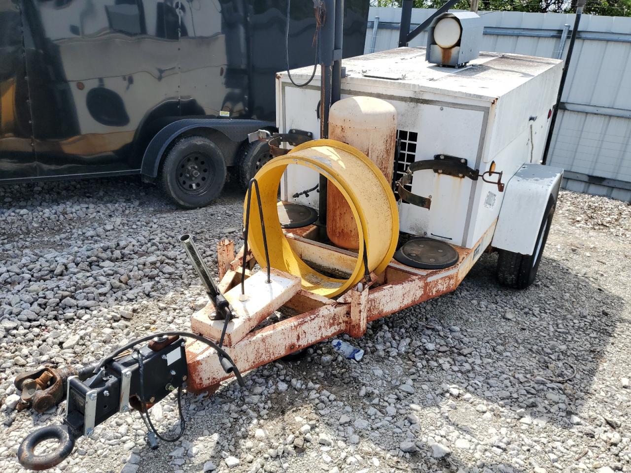 Lot #3302724020 2000 TFNX F101KP