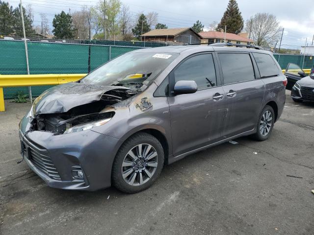 TOYOTA SIENNA XLE