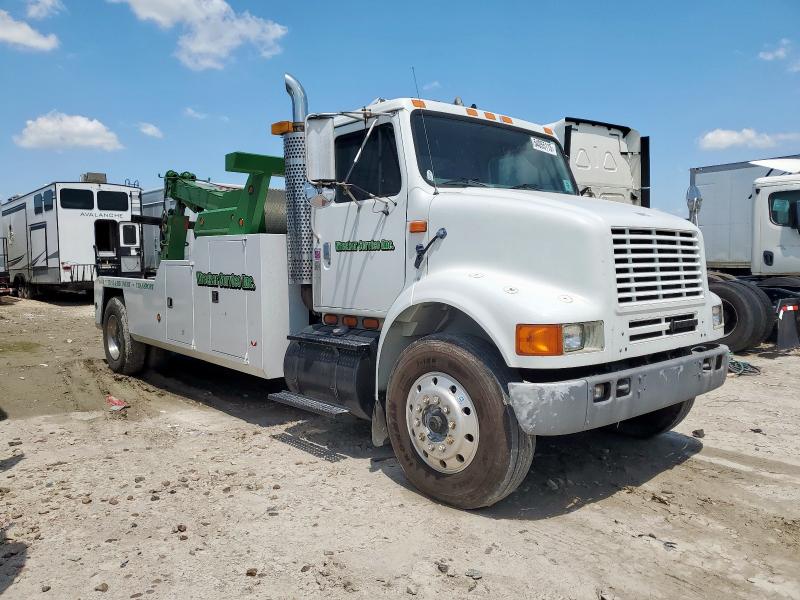 INTERNATIONAL 8000 8100 1996 white tractor diesel 1HSHBAUN0TH246732 photo #1