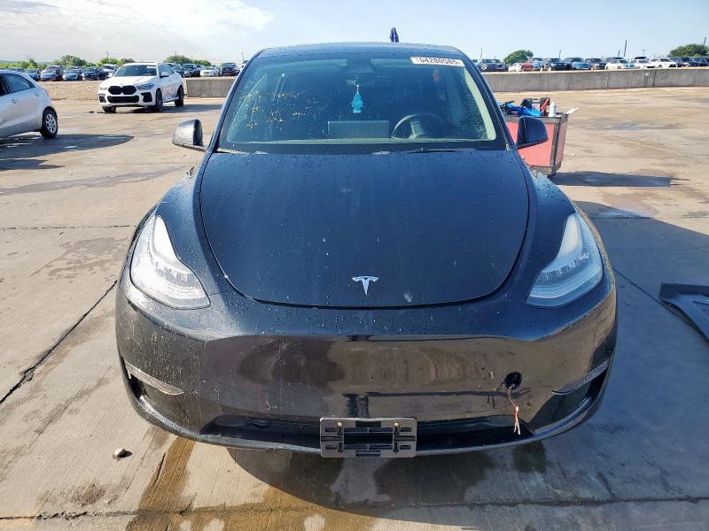2021 TESLA MODEL Y 5YJYGDEE1MF211015