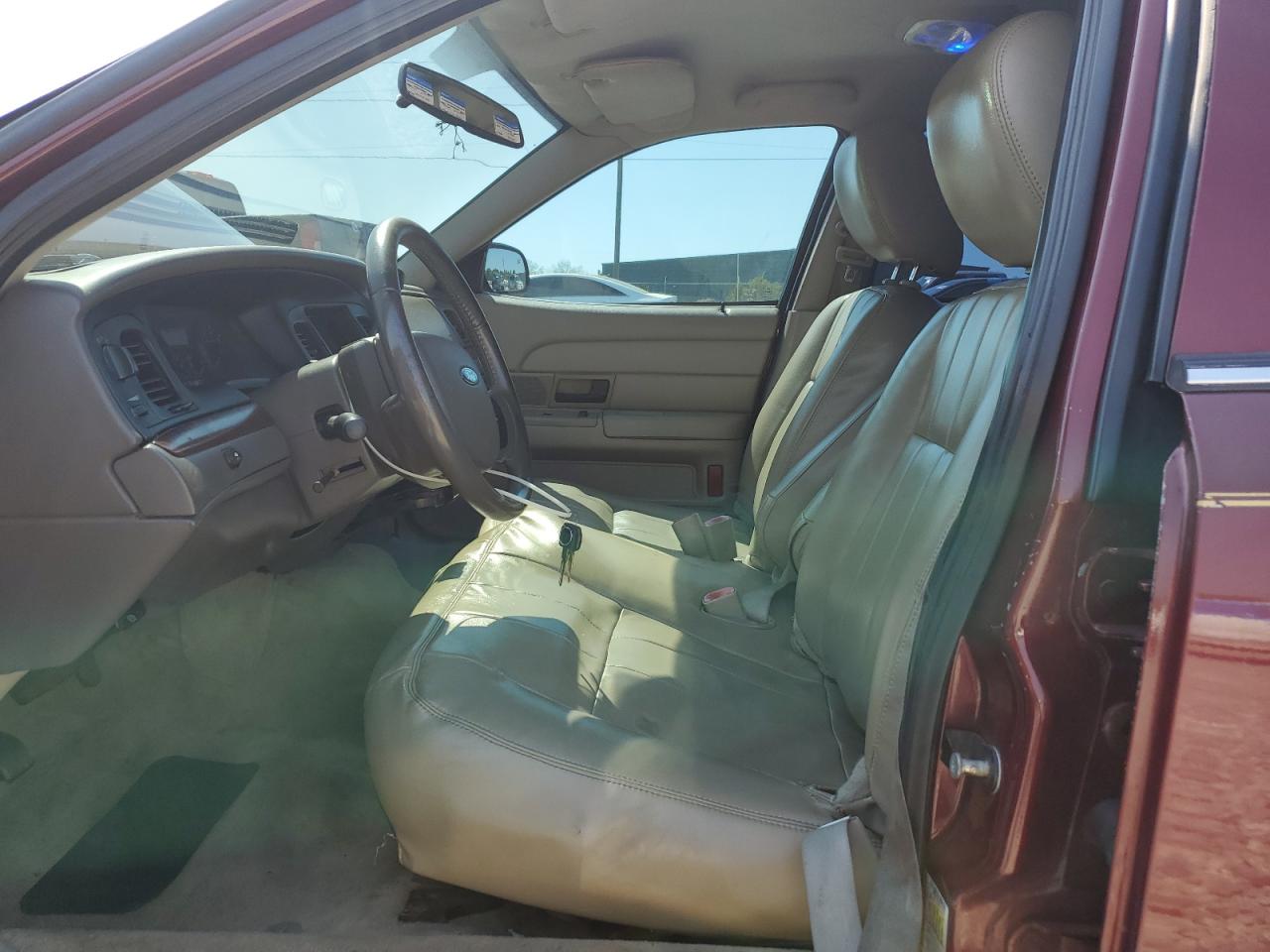 FORD CROWN VICTORIA LX