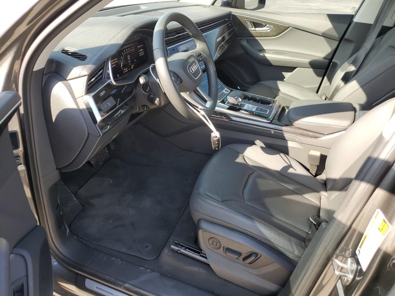 AUDI Q7 PREMIUM PLUS