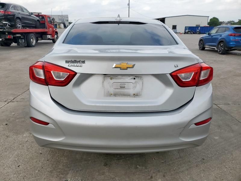 2018 CHEVROLET CRUZE LT - 1G1BE5SM2J7145971