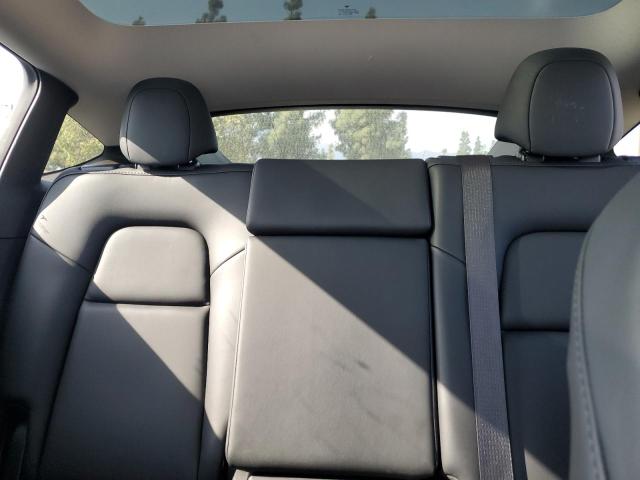 2024 TESLA MODEL Y - 7SAYGAEE0RF021084