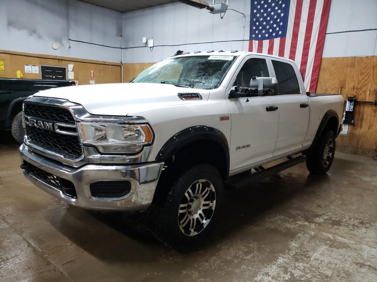 RAM 2500 TRADESMAN
