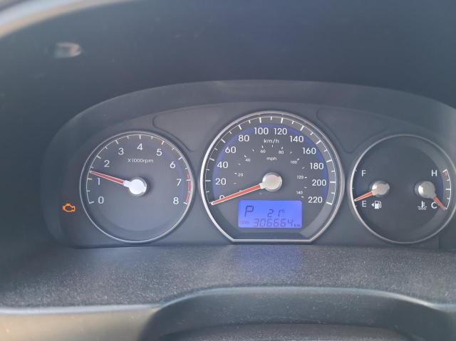 2010 HYUNDAI SANTA FE G - 5NMSGDAG8AH375479