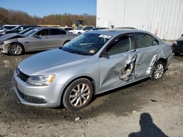VOLKSWAGEN JETTA SE