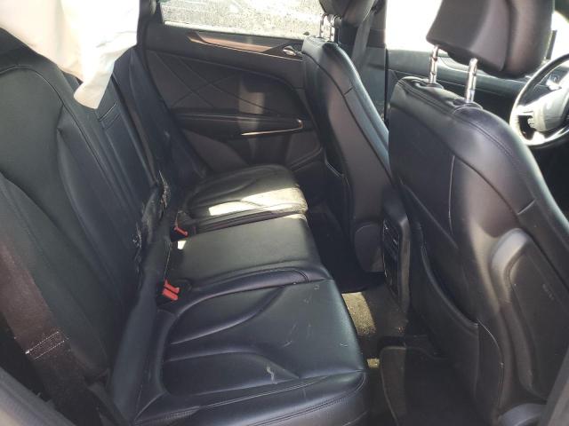 2016 LINCOLN MKC PREMIE 5LMCJ1C98GUJ08422