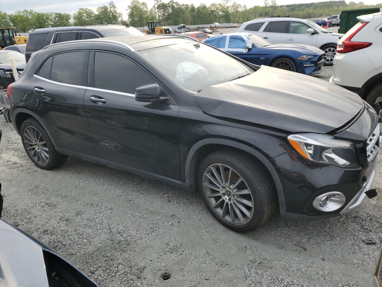 MERCEDES-BENZ GLA-CLASS 250