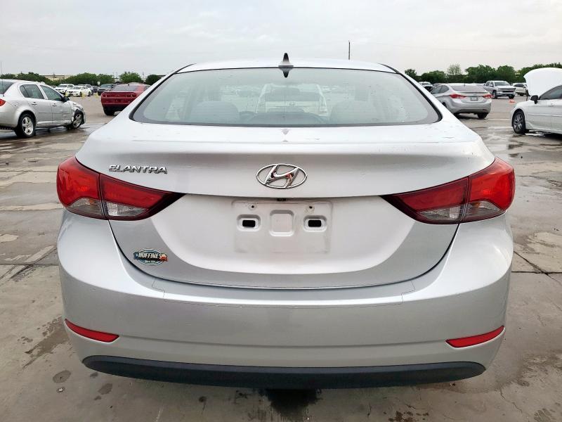 2015 HYUNDAI ELANTRA SE - 5NPDH4AE0FH616577