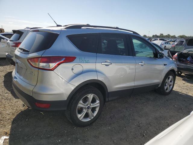 Vin: 1fmcu0gx7fub63570, lot: 54777615, ford escape se 20153
