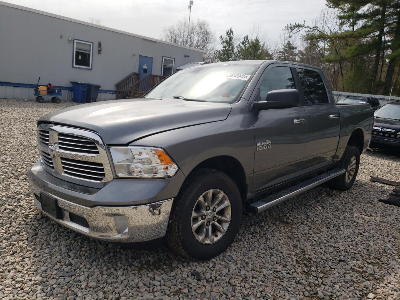 RAM 1500 SLT