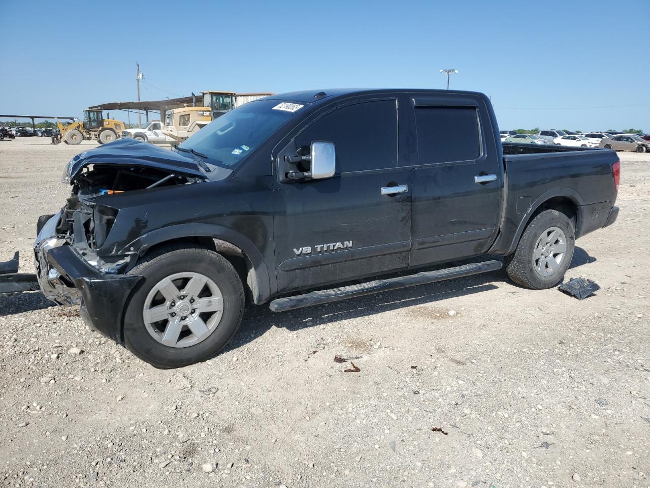 NISSAN TITAN S