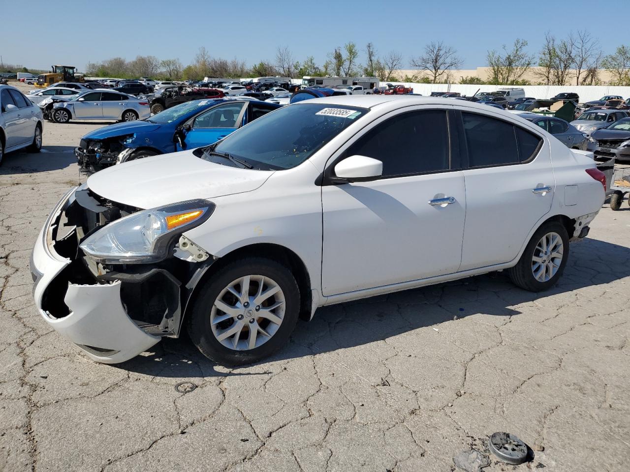 NISSAN VERSA S
