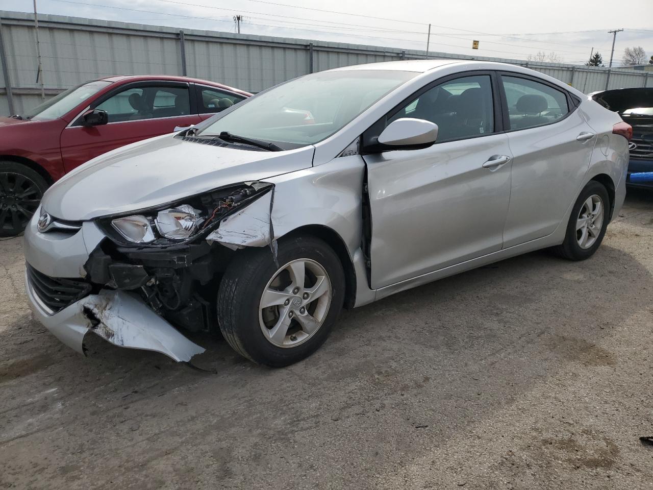 HYUNDAI ELANTRA SE