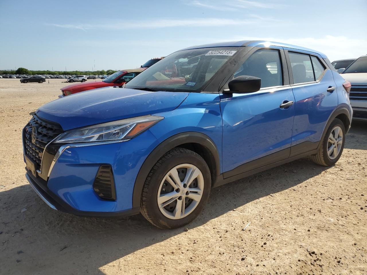 NISSAN KICKS S