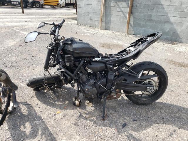 YAMAHA MT07 2022 black  gas JYARM32E2NA003677 photo #4