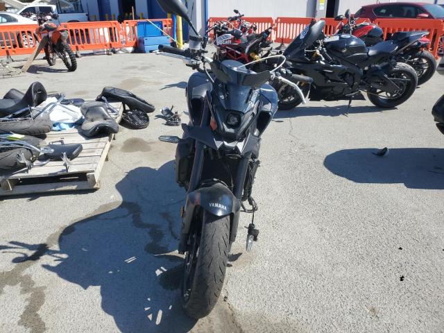 YAMAHA MT09 C 2023 black  gas JYARN71Y8PA000835 photo #3