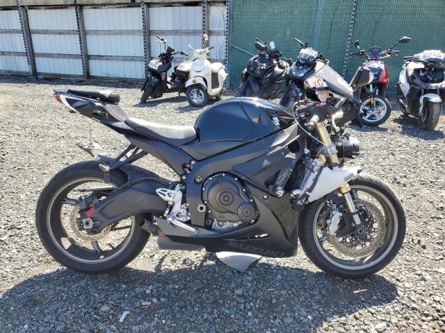 2011 SUZUKI GSX750 - JS1GR7MA6B2104512