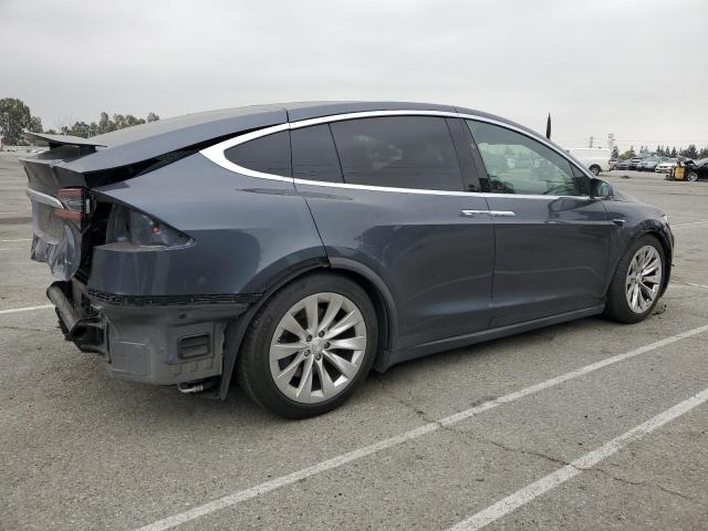 Vin: 5yjxcae20jf137366, lot: 54339365, tesla model x 20183