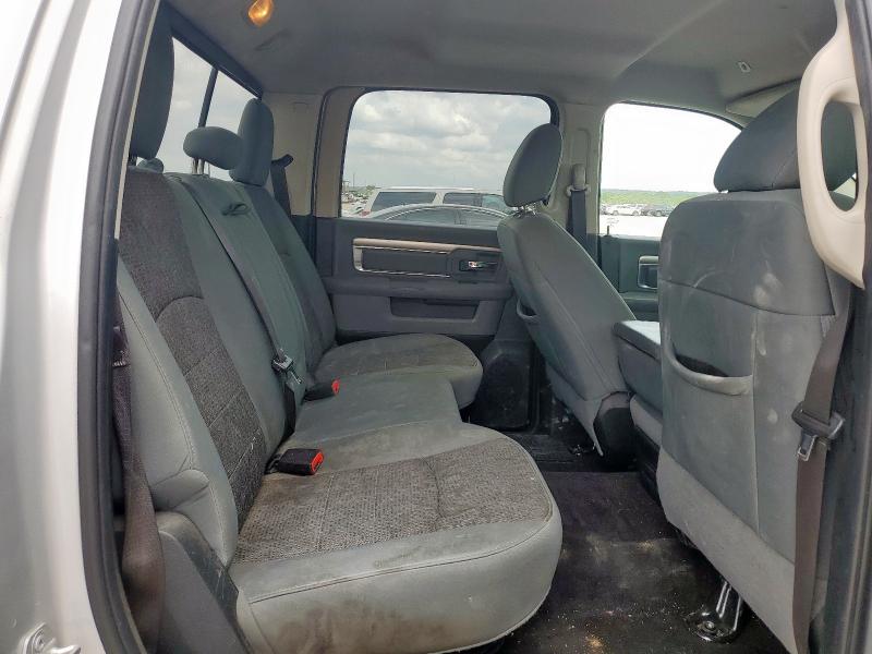 2018 RAM 1500 SLT - 1C6RR6TTXJS168120
