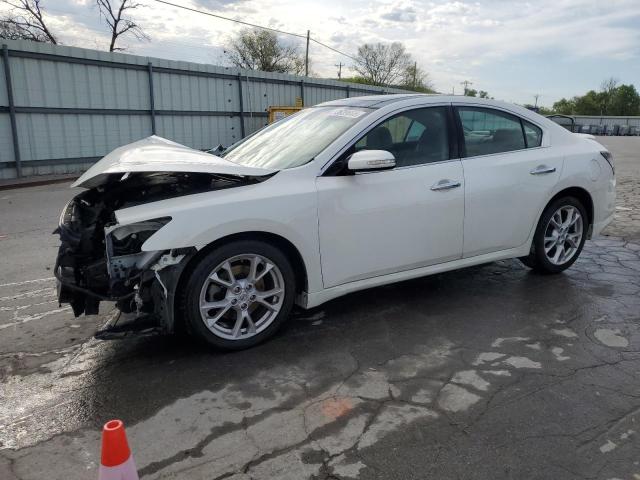 NISSAN MAXIMA S