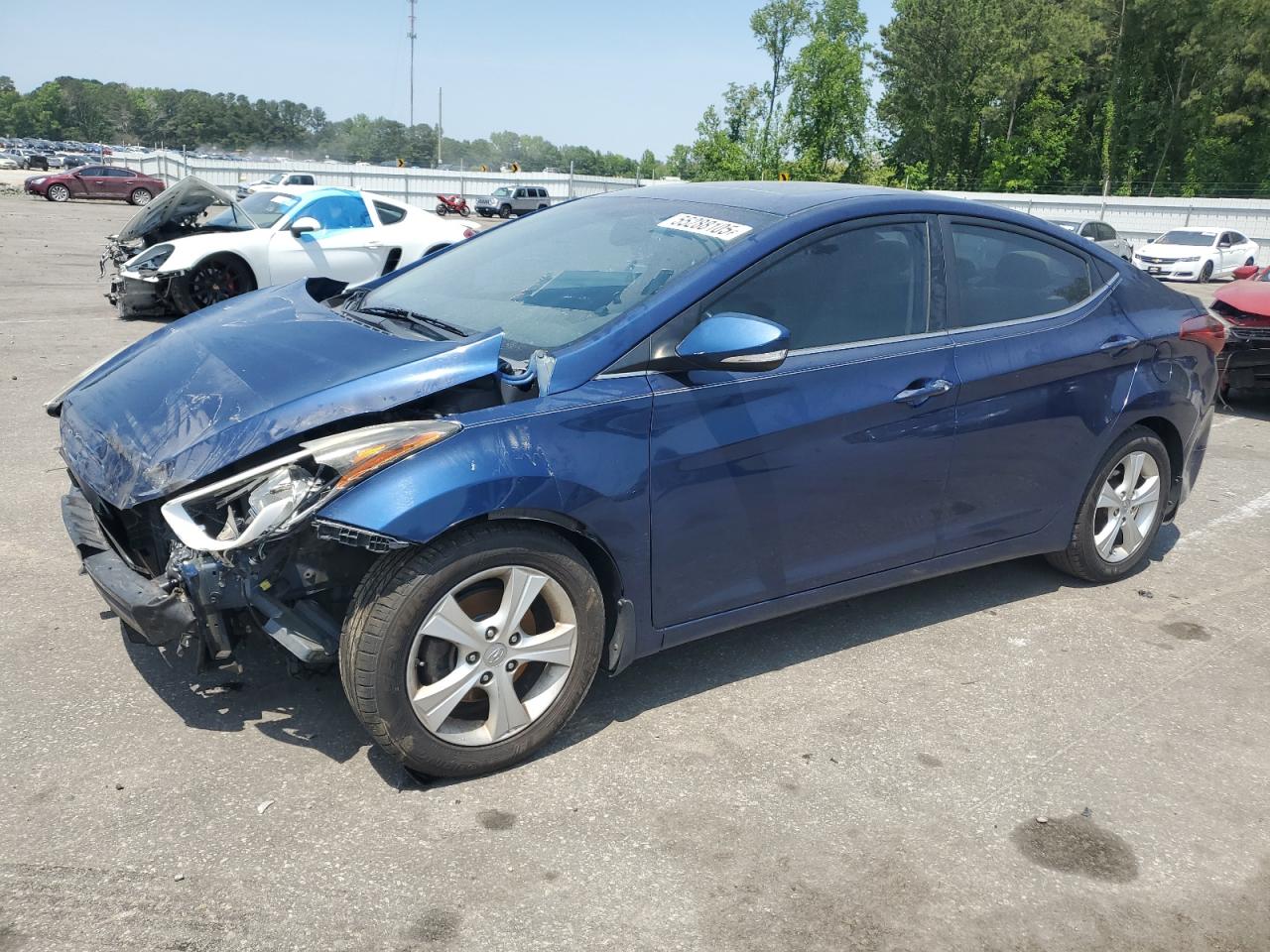 HYUNDAI ELANTRA SE