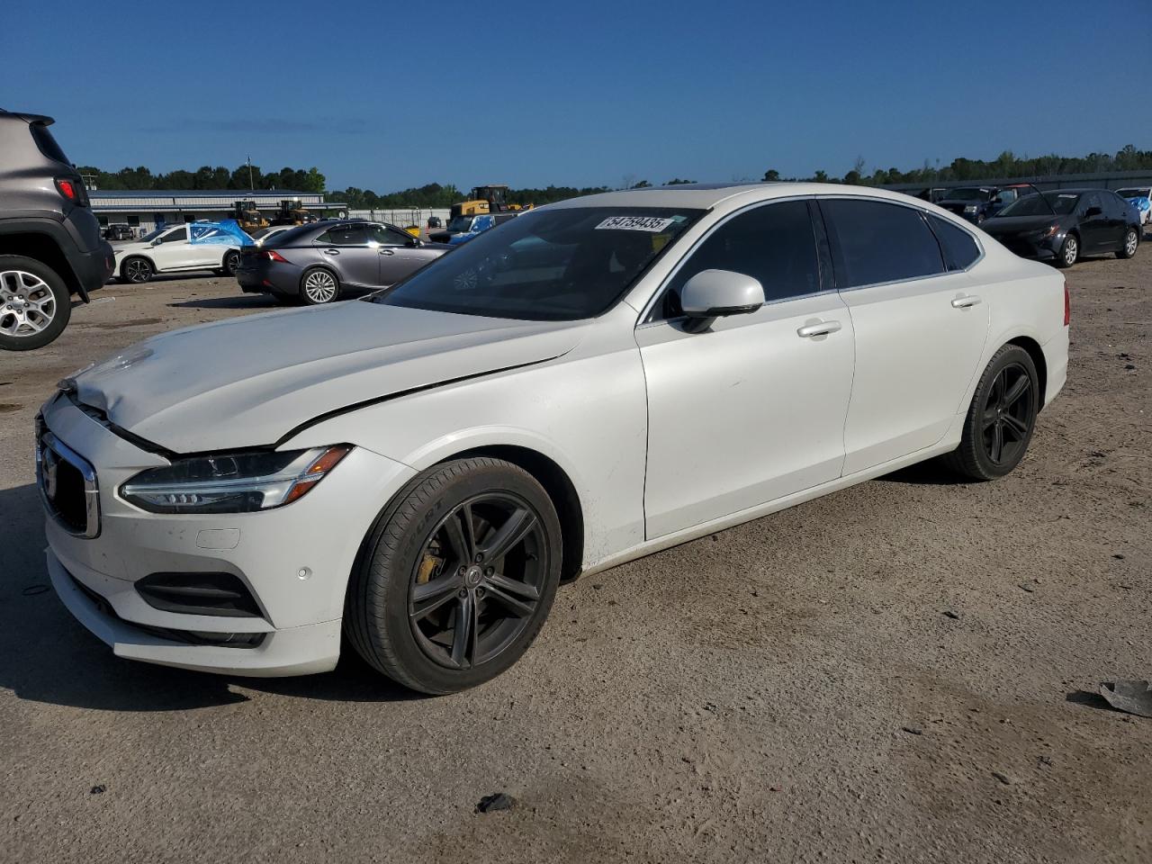 VOLVO S90 T5 MOMENTUM