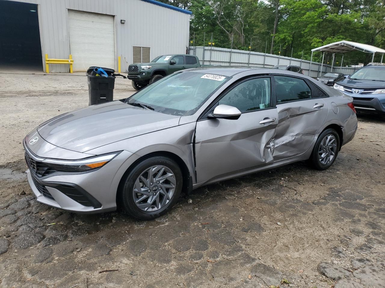 HYUNDAI ELANTRA SEL