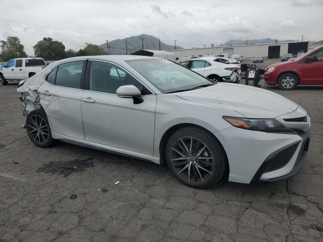 Vin: 4t1g11ak4nu058724, lot: 53511615, toyota camry se 20224