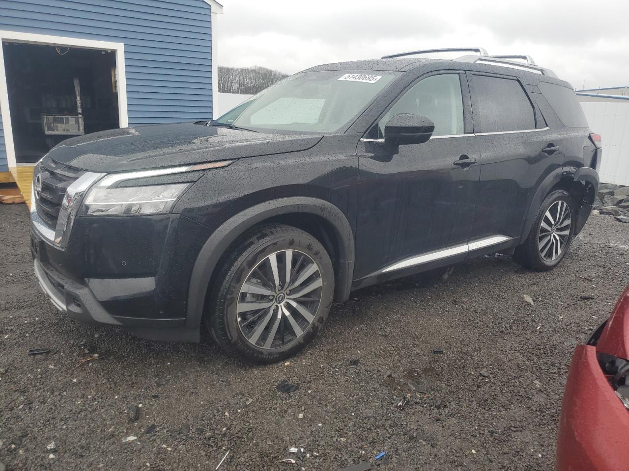 NISSAN PATHFINDER PLATINUM