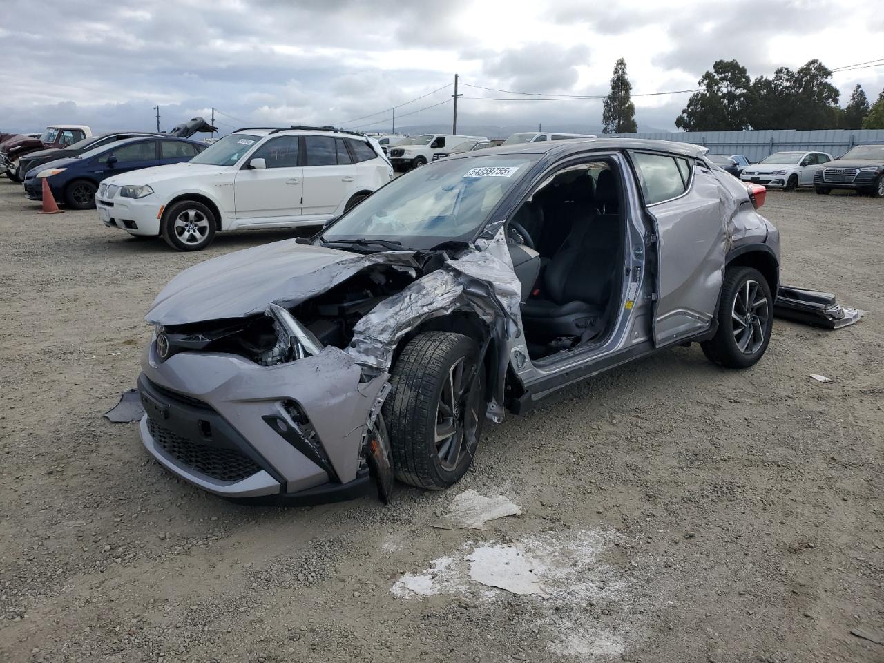 TOYOTA C-HR XLE