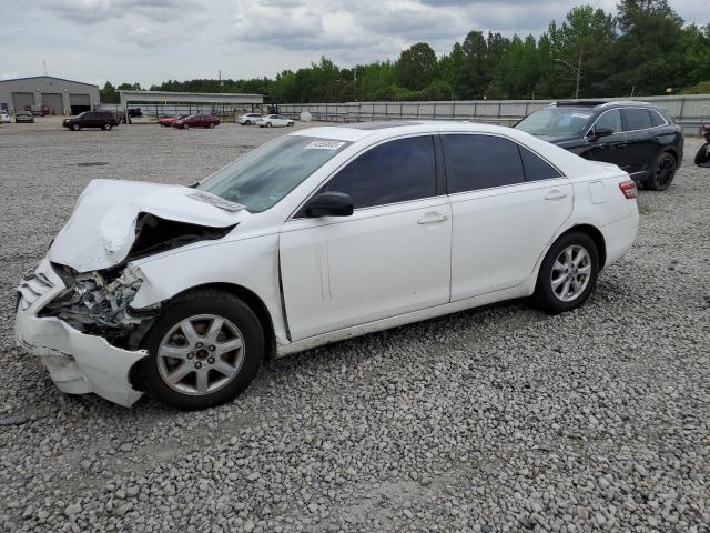 TOYOTA CAMRY BASE