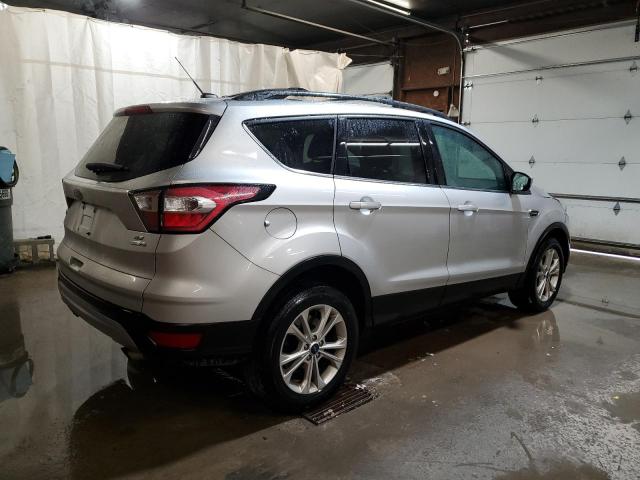 Vin: 1fmcu9g99hud36773, lot: 53940225, ford escape se 20173