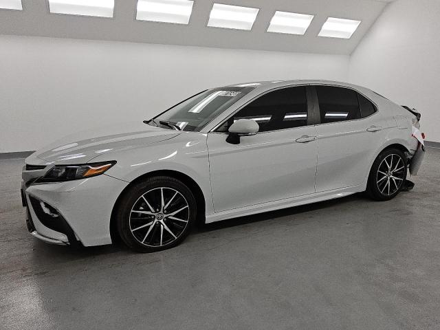 Vin: 4t1g11akxpu141111, lot: 48165465, toyota camry se night shade 2023 img_1