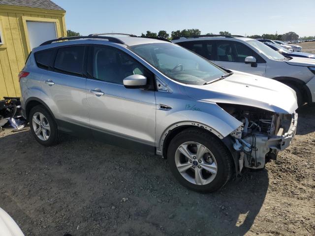 Vin: 1fmcu0gx7fub63570, lot: 54777615, ford escape se 20154
