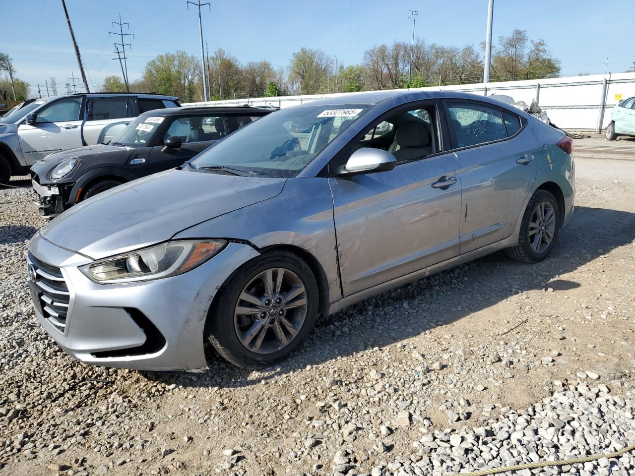 HYUNDAI ELANTRA SE