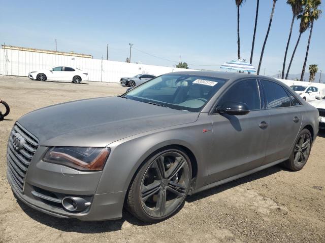 AUDI S8 QUATTRO