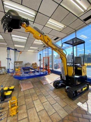 OTHER EXCAVATOR 2024 yellow   3899777 photo #1