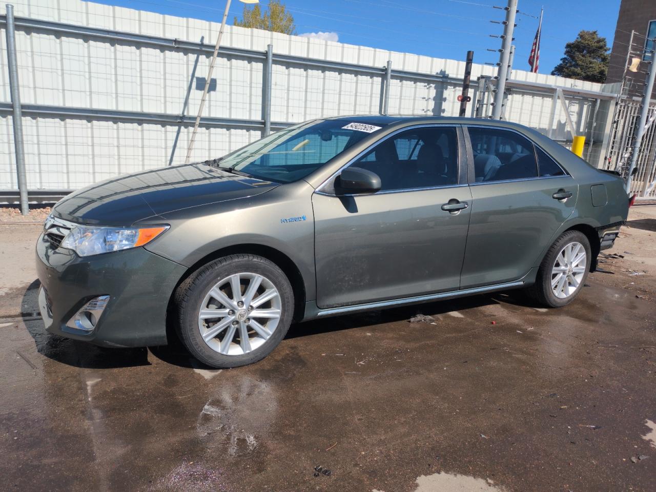 TOYOTA CAMRY HYBRID